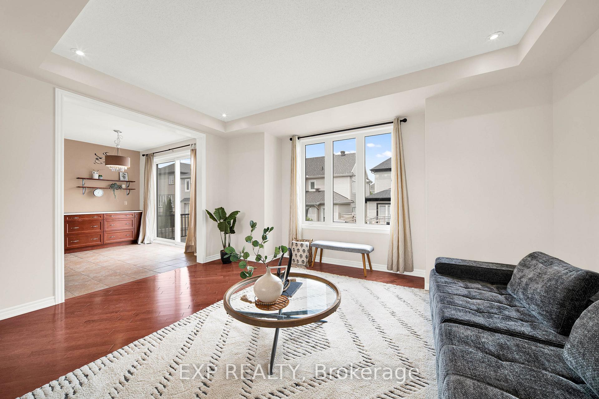 Photo 4 of 359 River Landing Avenue, Ottawa, Barrhaven - Half Moon Bay — HOMEH