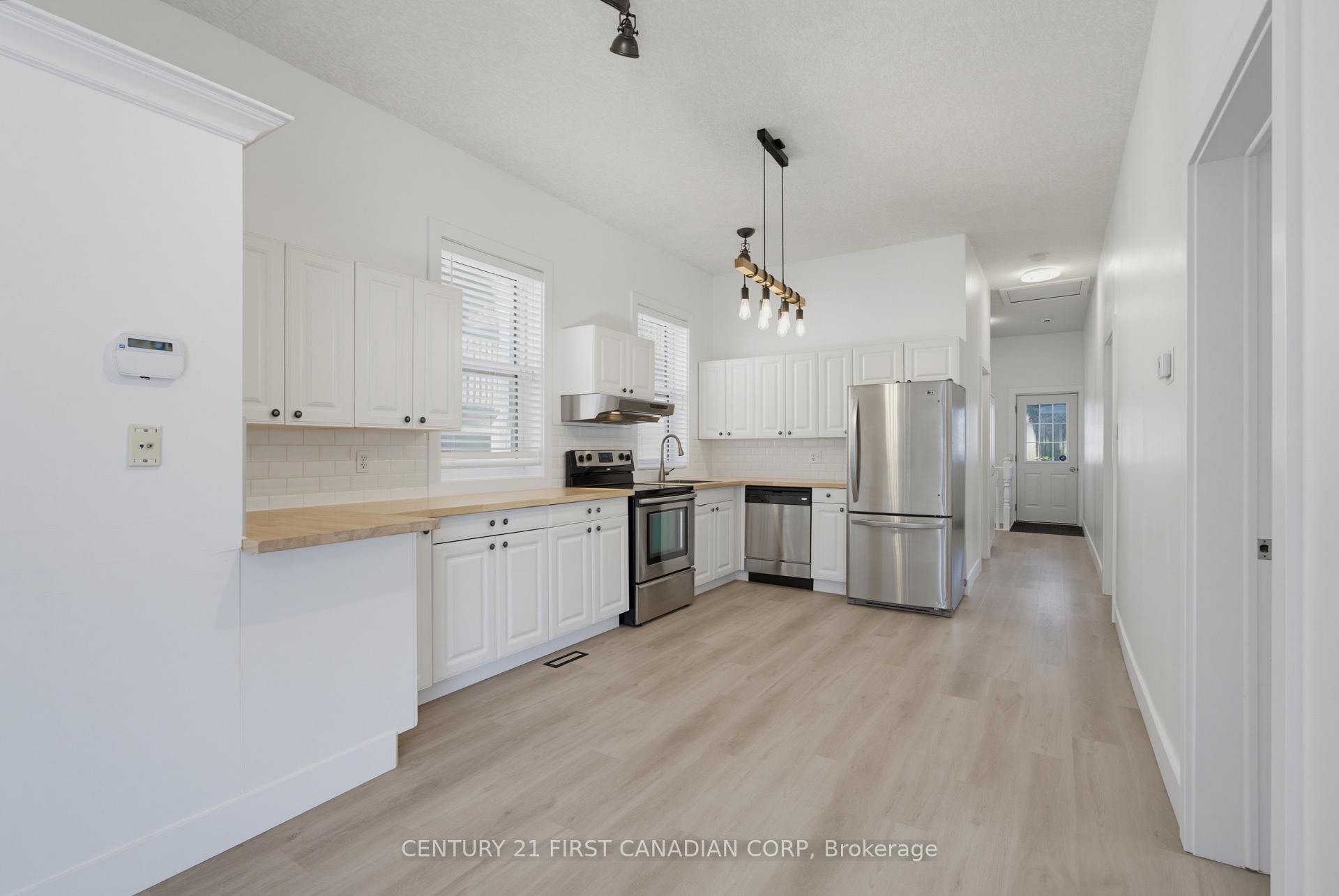 Photo 7 of 682 Princess Avenue, London, East G — HOMEH