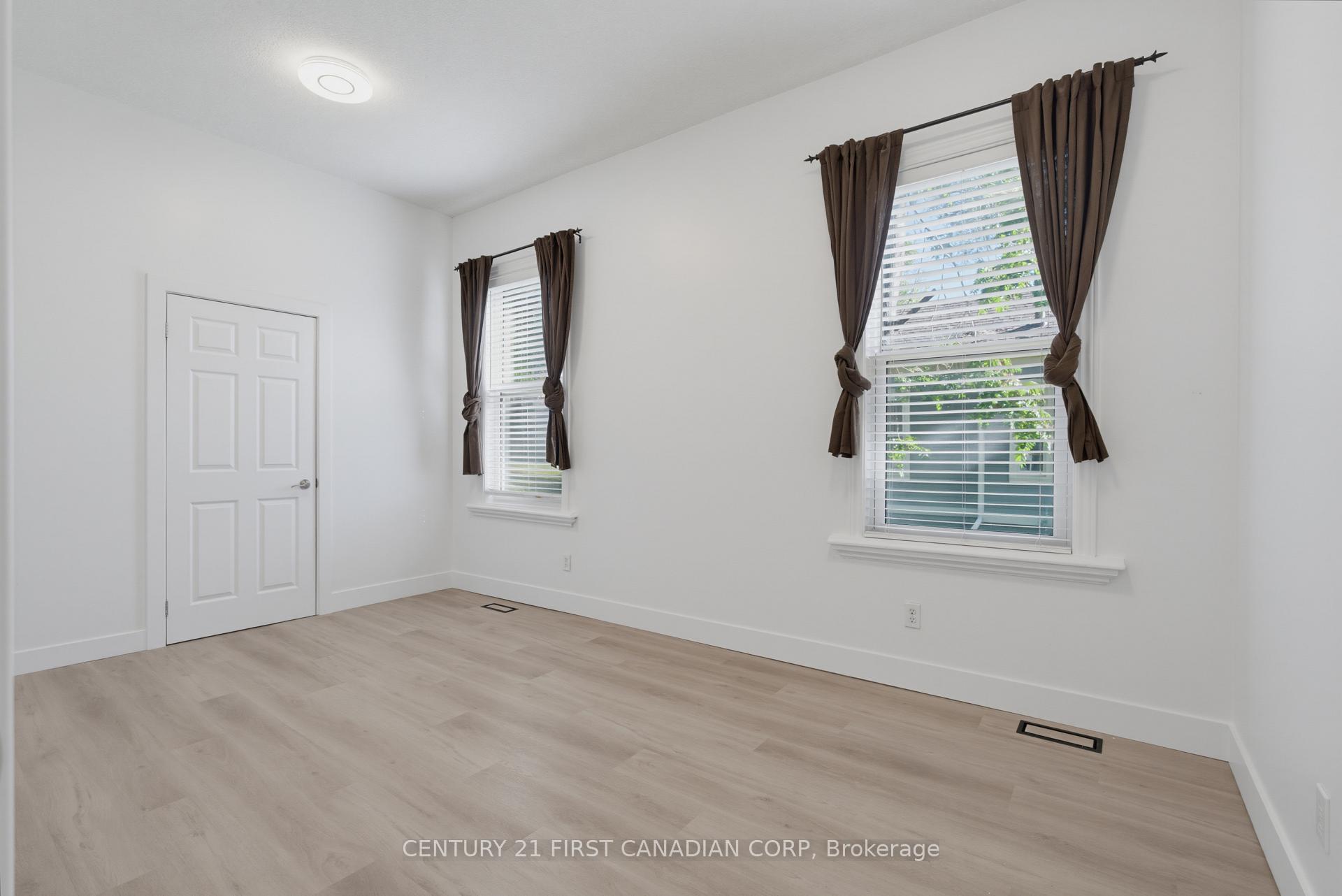 Photo 14 of 682 Princess Avenue, London, East G — HOMEH