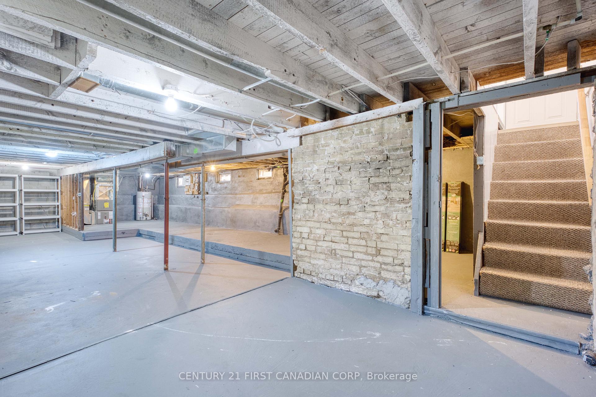Photo 20 of 682 Princess Avenue, London, East G — HOMEH