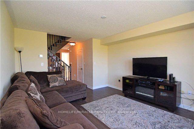 Photo 5 of 30 Battalion Road, Brampton, Northwest Brampton — HOMEH