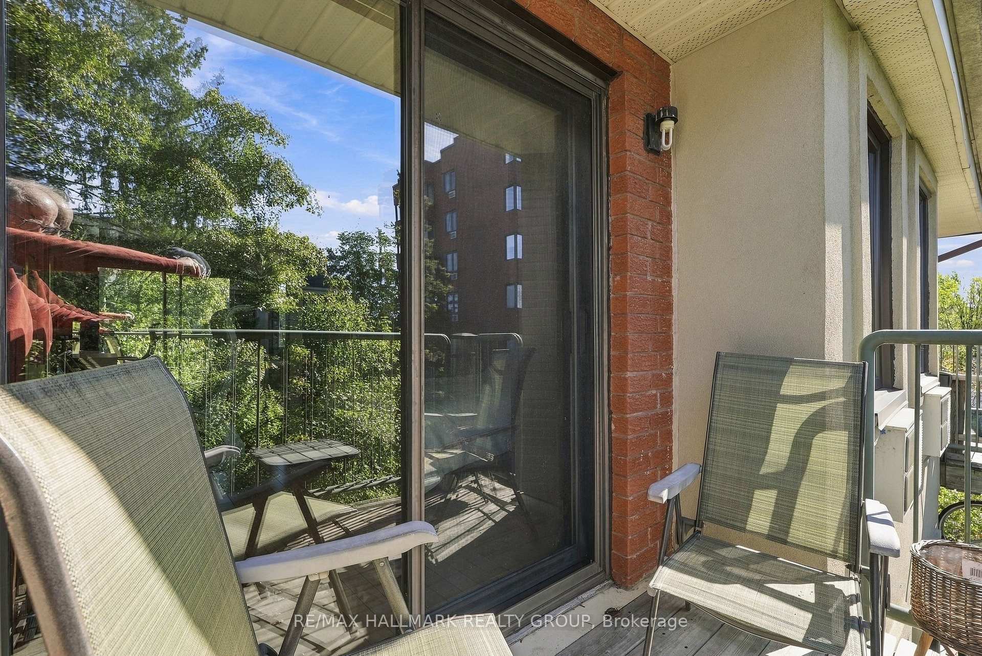 Photo 19 of 28 Crispin Private, Ottawa, Manor Park — HOMEH
