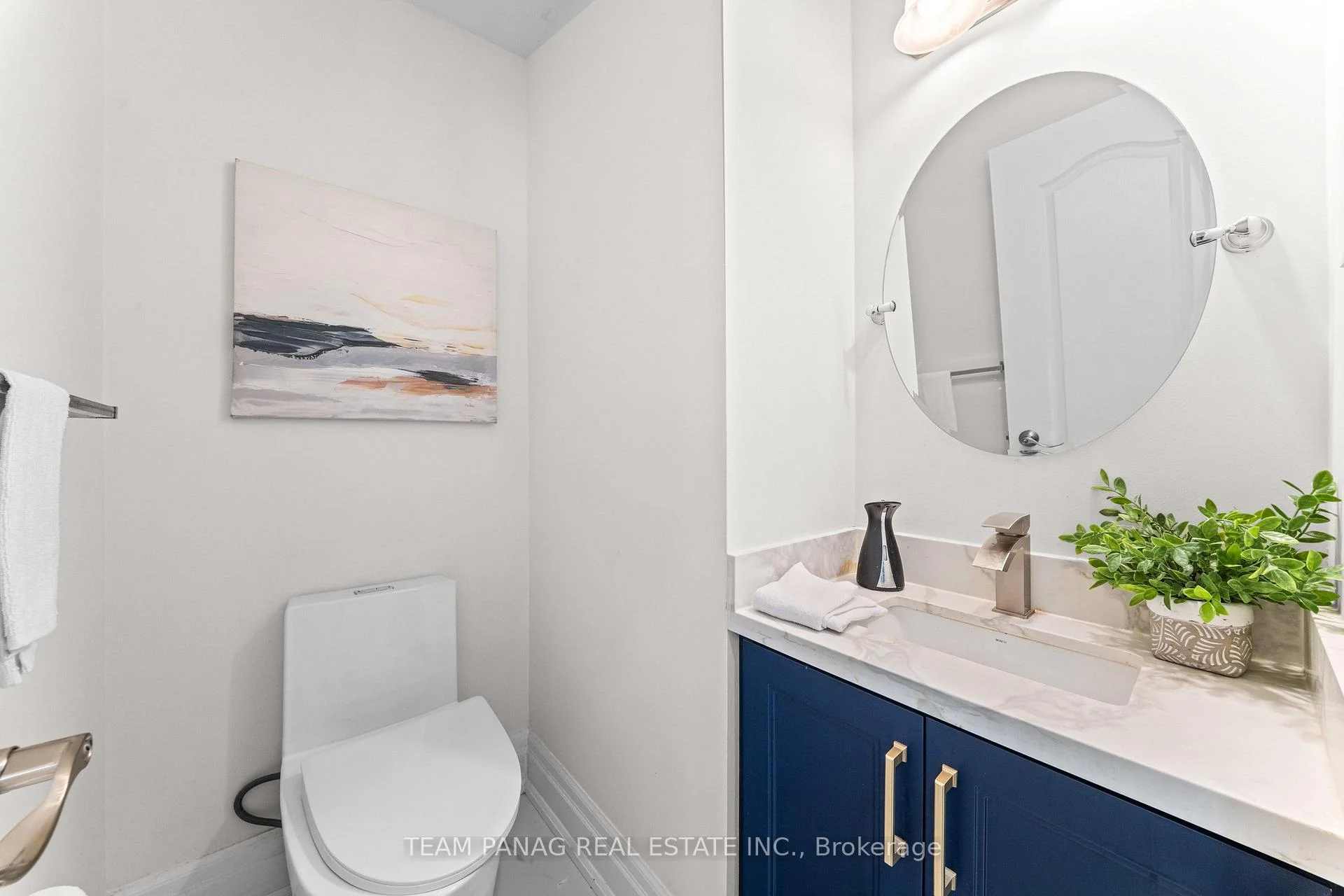 Photo 19 of 22 Bellflower Lane, Brampton, Bramalea North Industrial — HOMEH