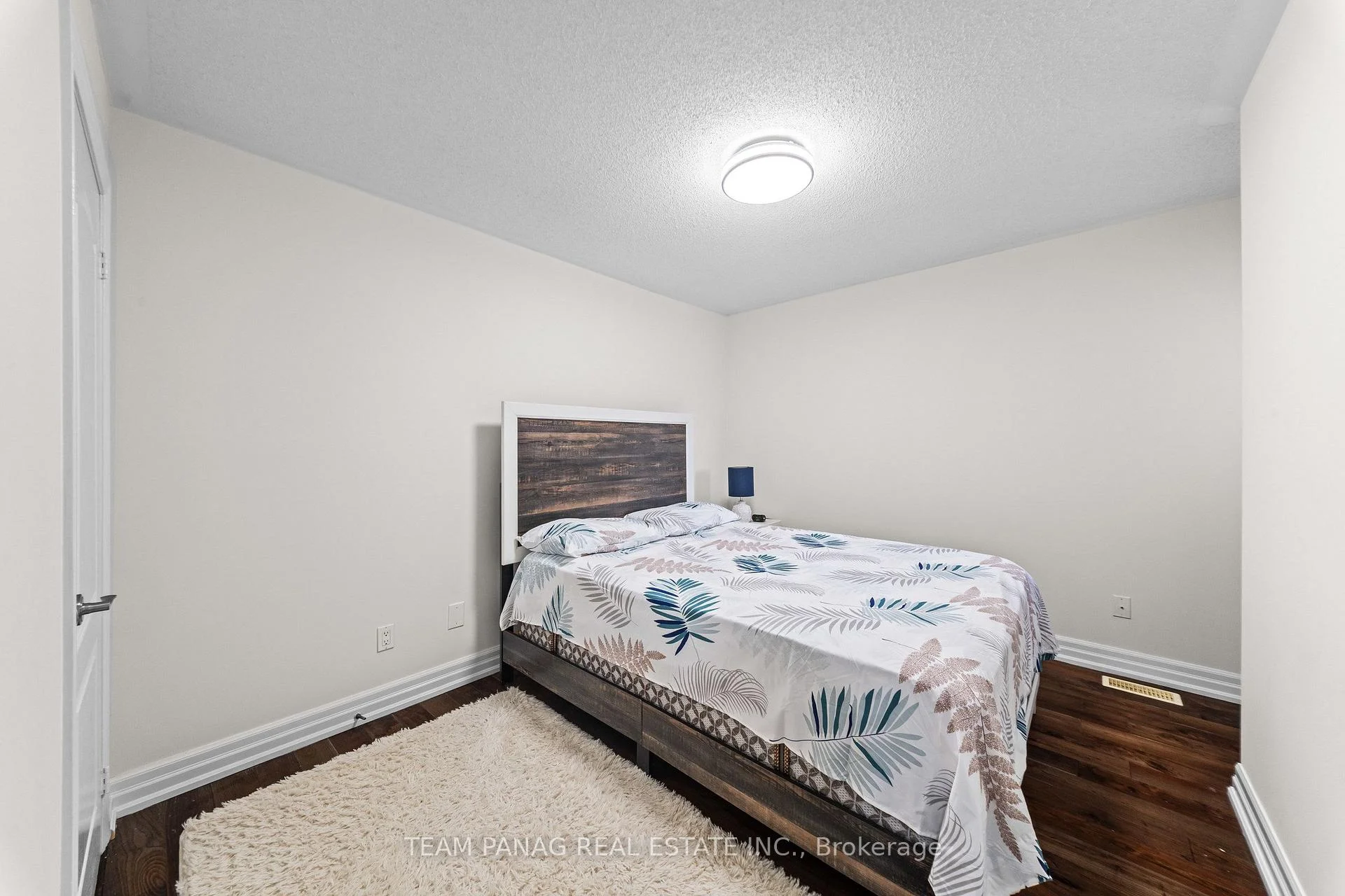 Photo 30 of 22 Bellflower Lane, Brampton, Bramalea North Industrial — HOMEH