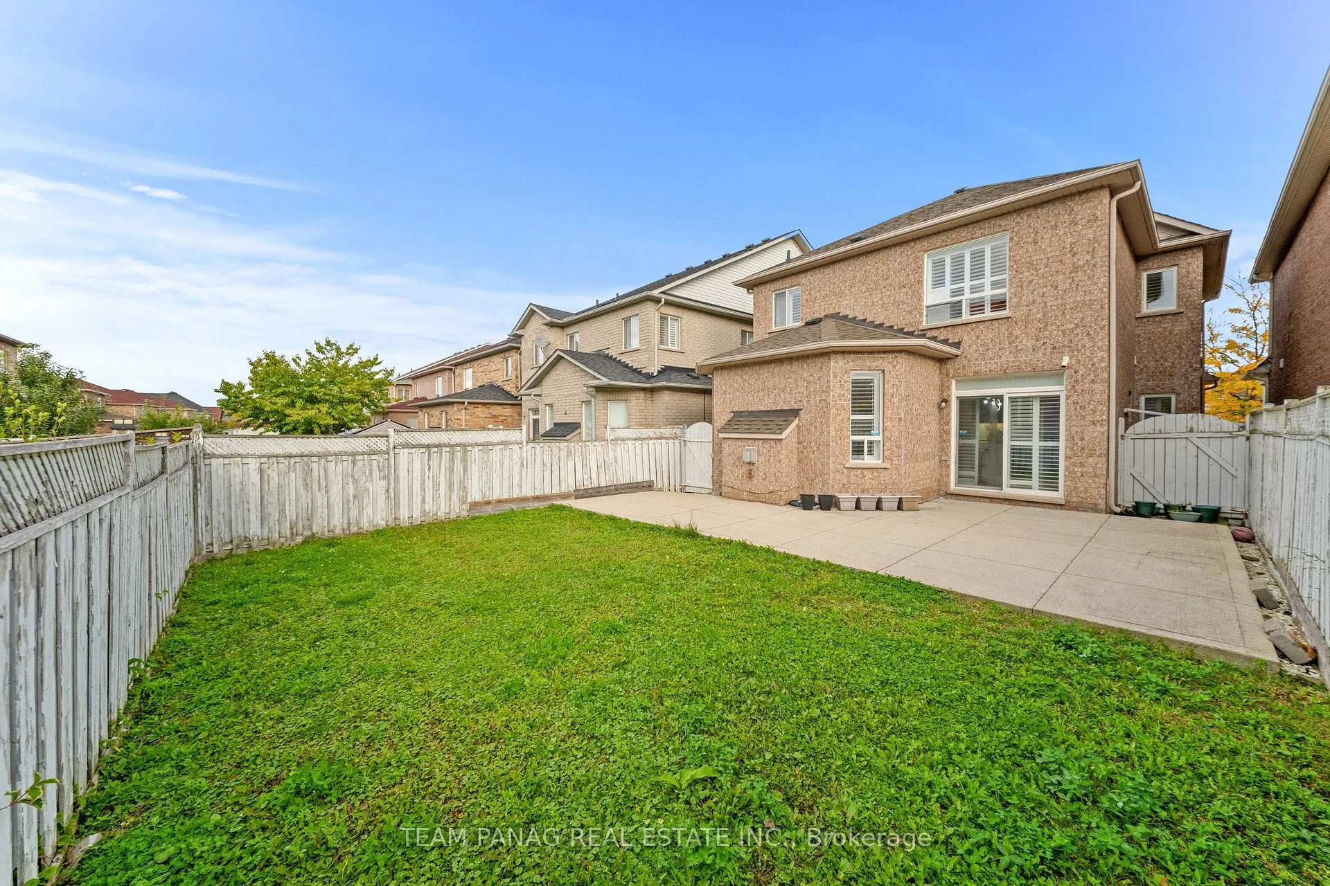 Photo 47 of 22 Bellflower Lane, Brampton, Bramalea North Industrial — HOMEH