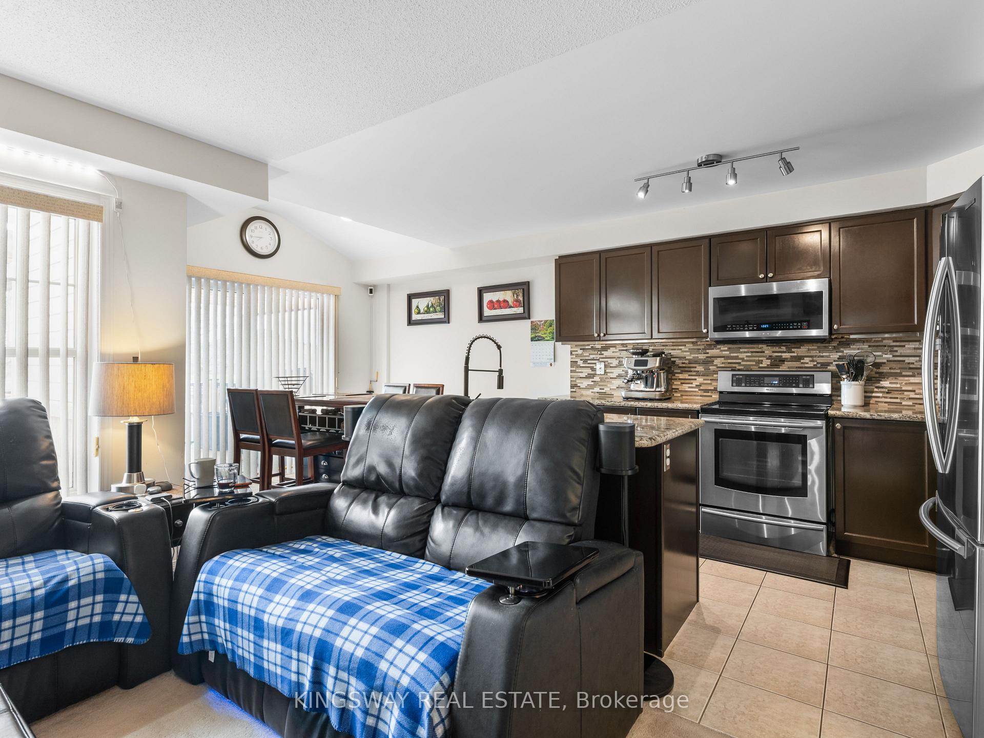 Photo 6 of 57 Harbourside Drive, Whitby, Port Whitby — HOMEH