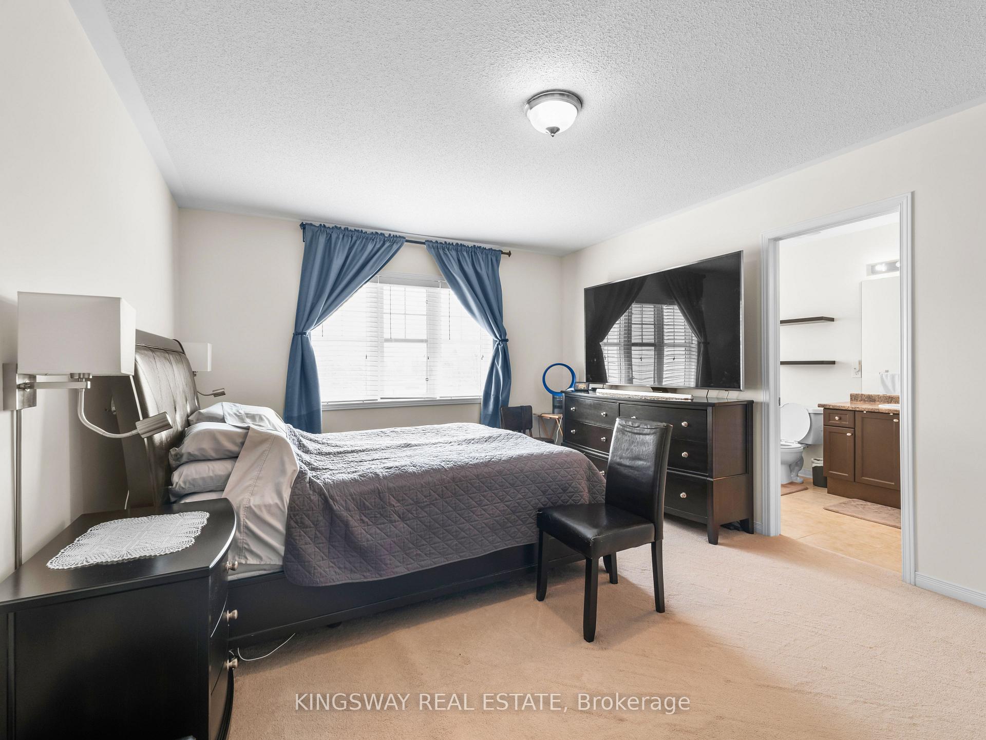 Photo 16 of 57 Harbourside Drive, Whitby, Port Whitby — HOMEH