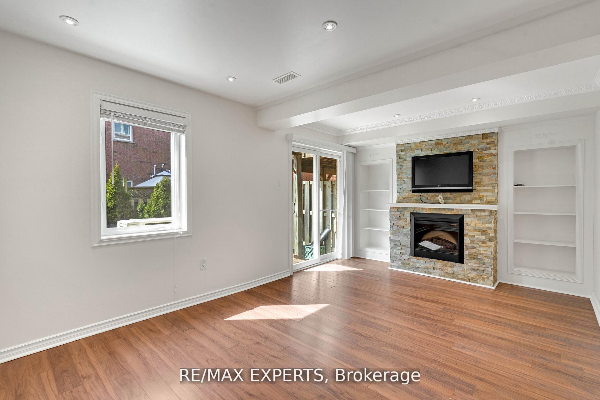 Photo 29 of Unit 61, 19 Foxchase Avenue, Vaughan, East Woodbridge — HOMEH