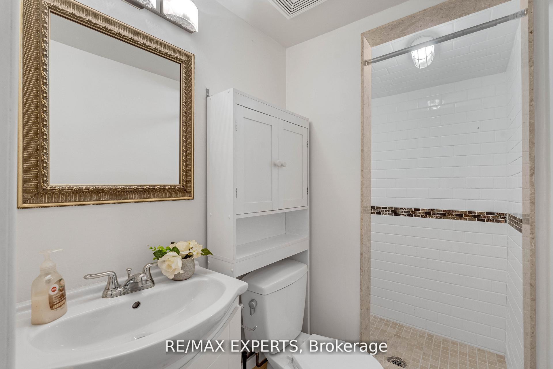 Photo 31 of Unit 61, 19 Foxchase Avenue, Vaughan, East Woodbridge — HOMEH
