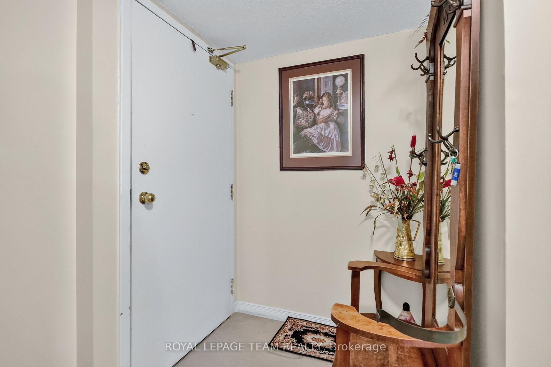 Photo 5 of Unit 201, 40 Pearl Street, Smiths Falls, Smiths Falls — HOMEH