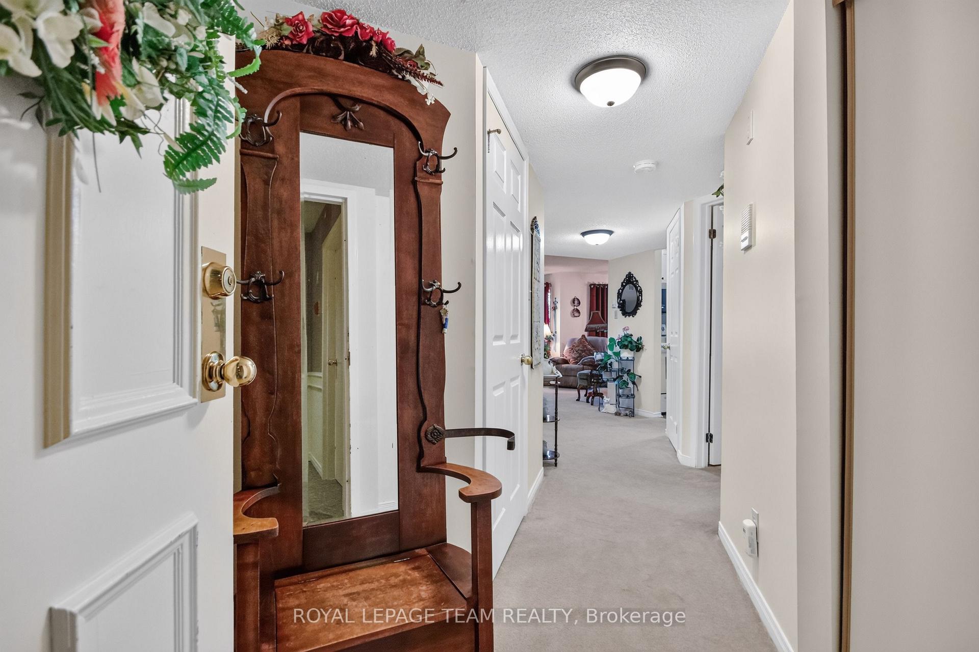Photo 6 of Unit 201, 40 Pearl Street, Smiths Falls, Smiths Falls — HOMEH