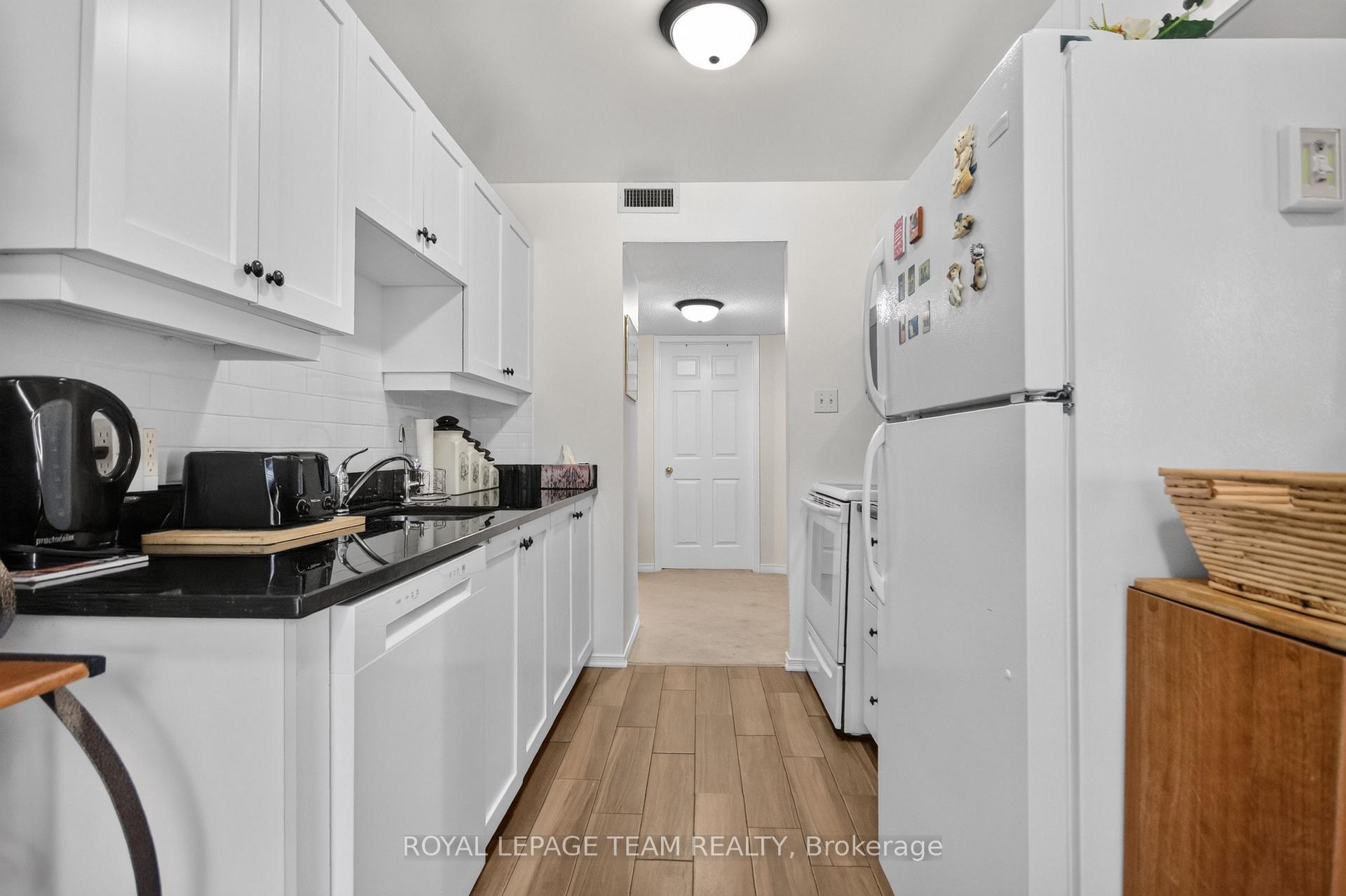 Photo 11 of Unit 201, 40 Pearl Street, Smiths Falls, Smiths Falls — HOMEH