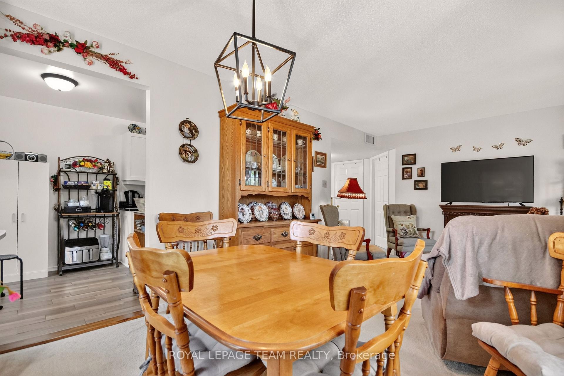 Photo 16 of Unit 201, 40 Pearl Street, Smiths Falls, Smiths Falls — HOMEH