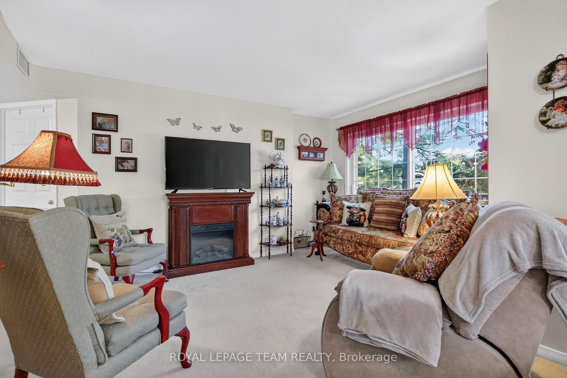 Photo 21 of Unit 201, 40 Pearl Street, Smiths Falls, Smiths Falls — HOMEH