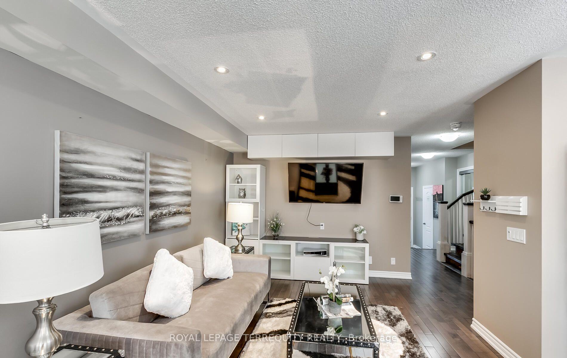 Photo 4 of 95 Nearco Gate, Oshawa, Windfields — HOMEH