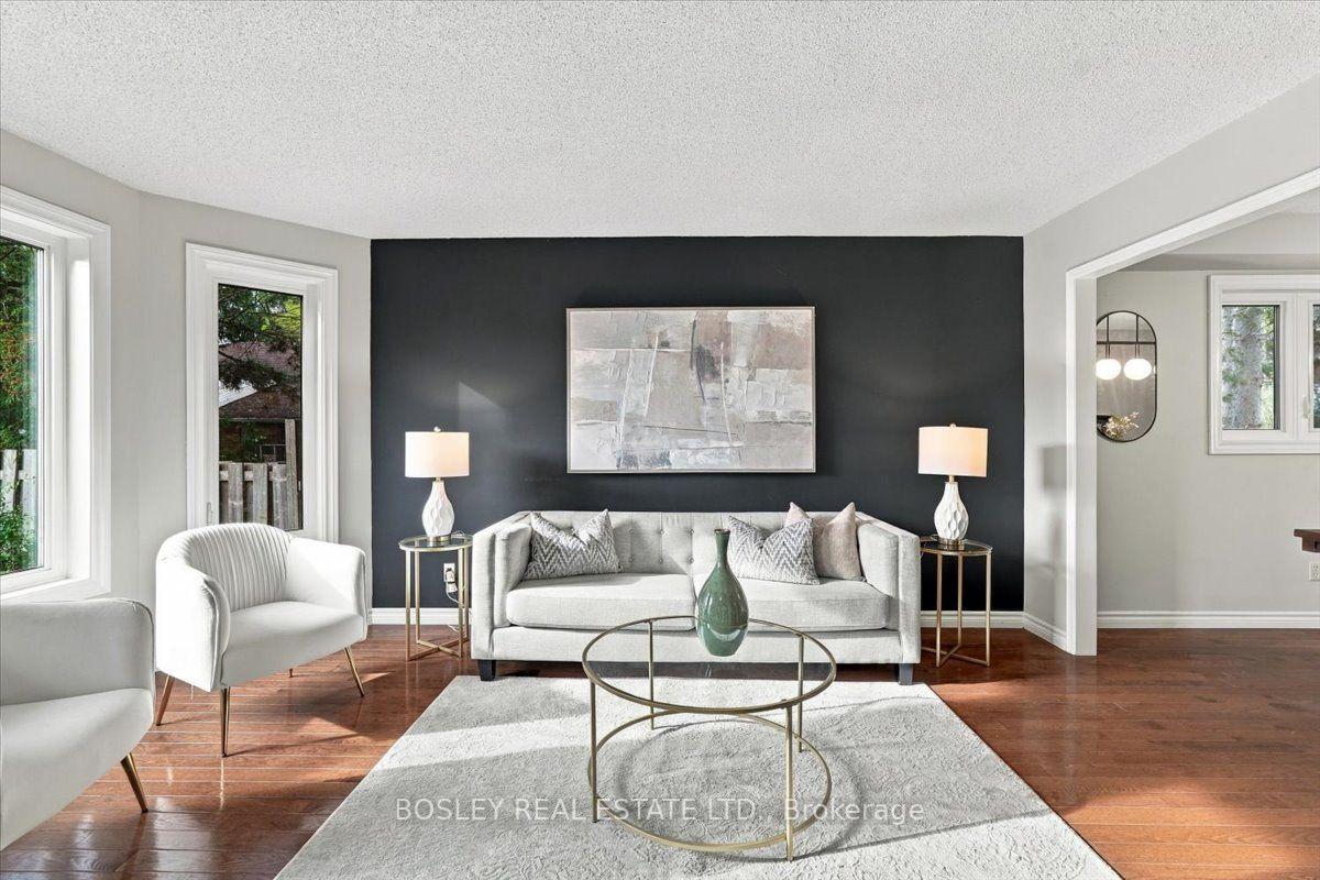 Photo 3 of 2259 Cottonwood Circle, Pickering, Liverpool — HOMEH