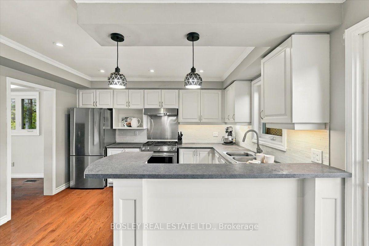 Photo 10 of 2259 Cottonwood Circle, Pickering, Liverpool — HOMEH