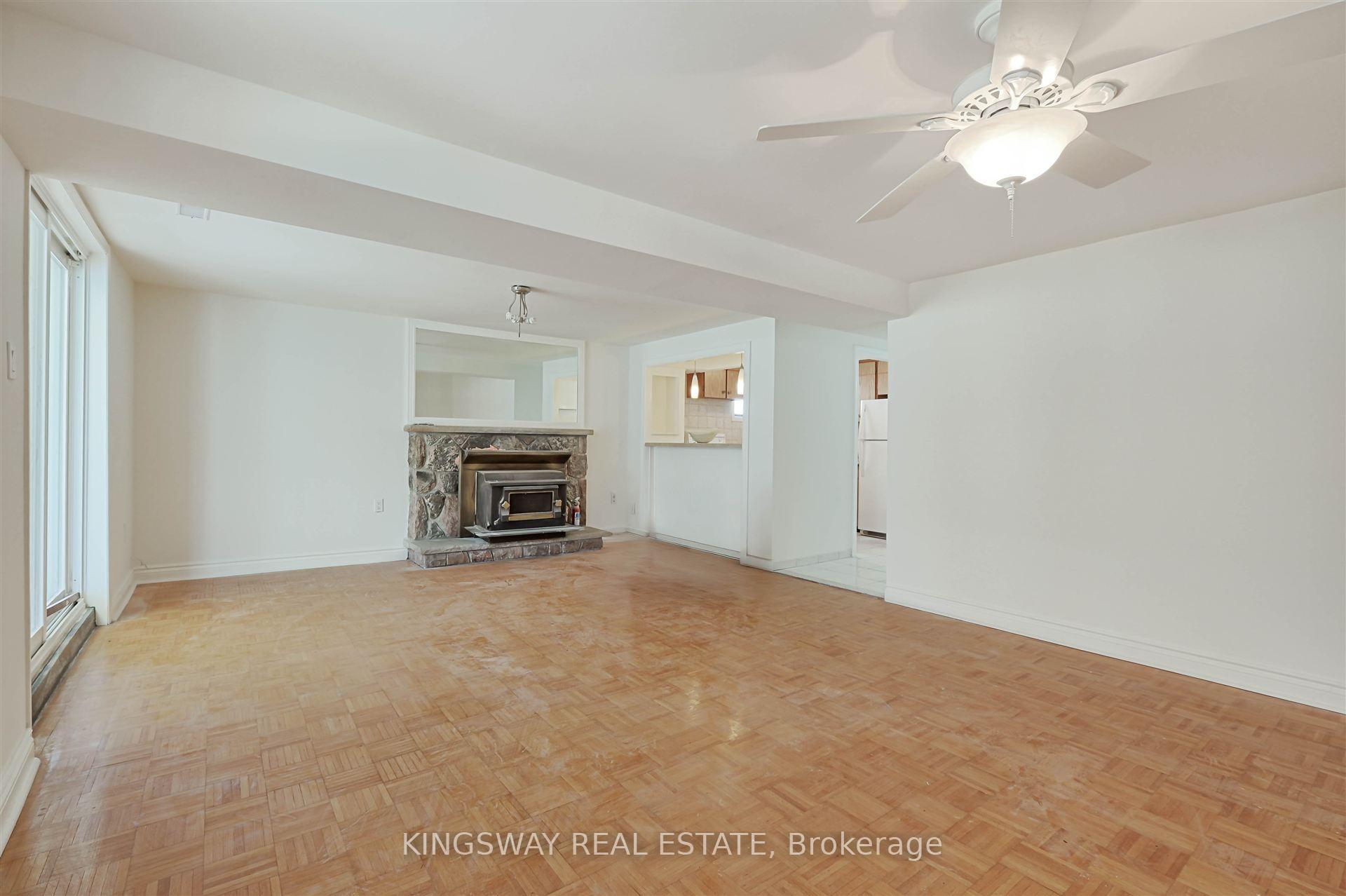 Photo 17 of 184 Edmonton Drive, North York, Pleasant View — HOMEH