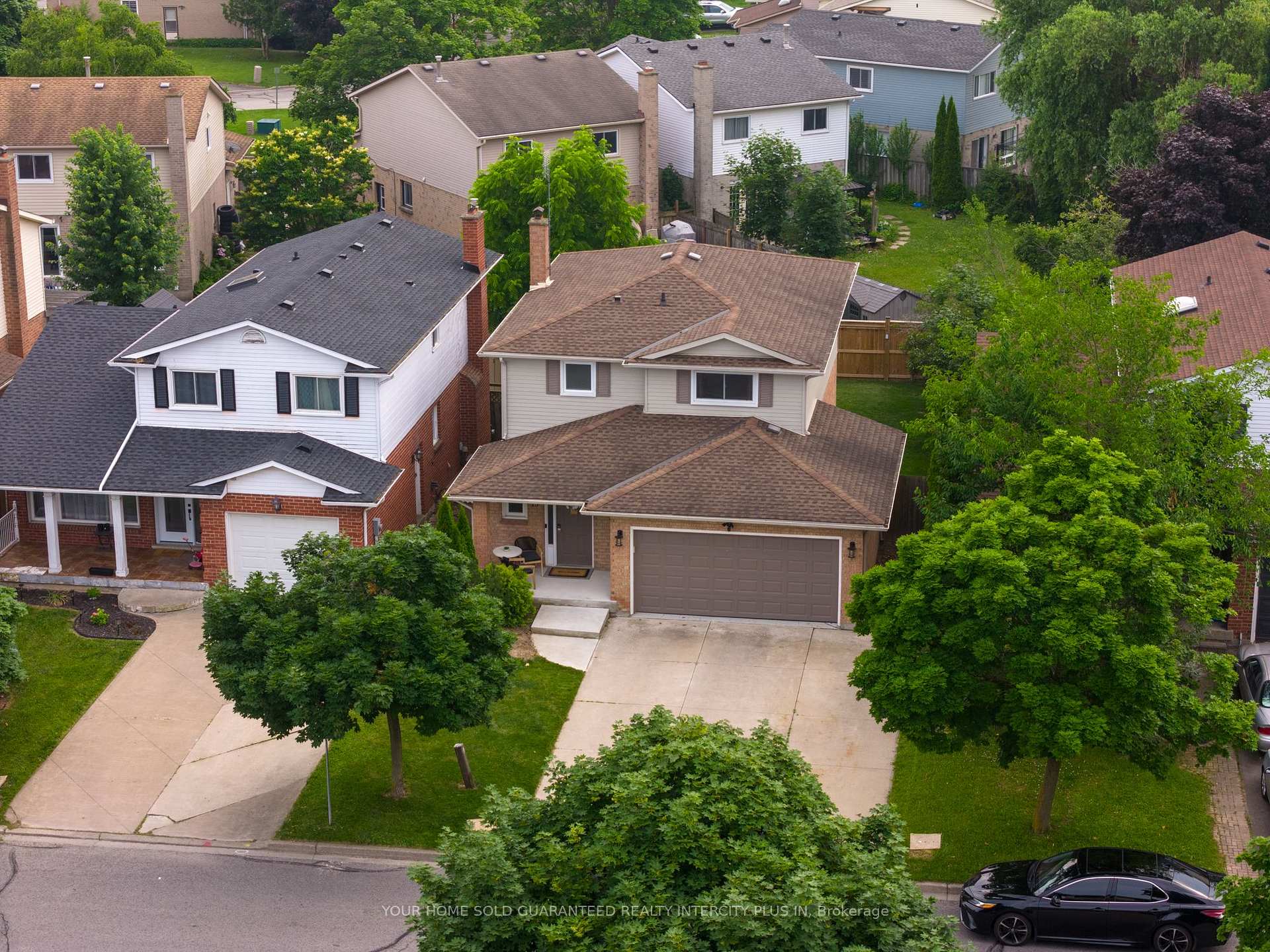 Photo 2 of 13 Capri Street, Thorold, Confederation Heights — HOMEH