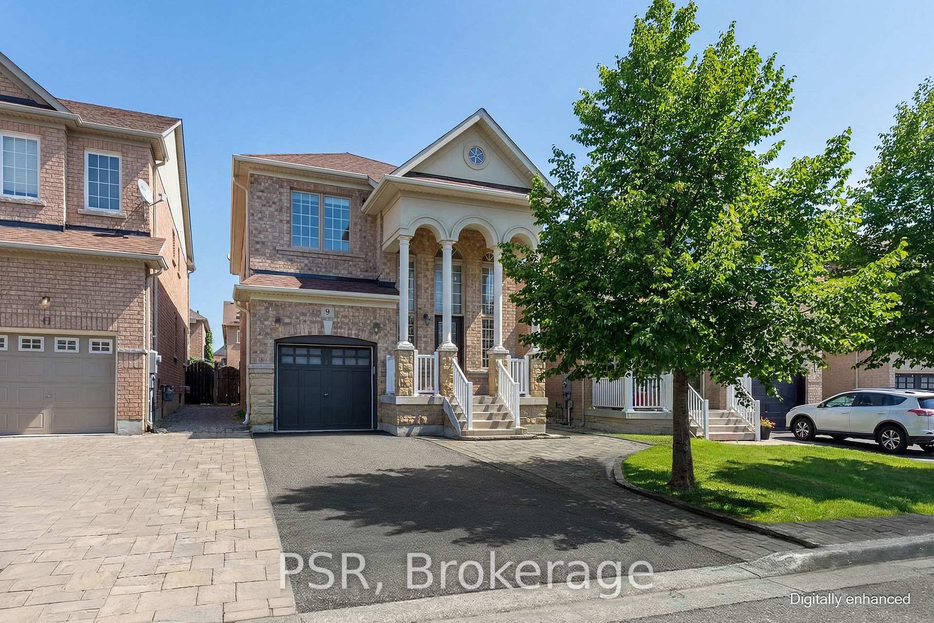 Photo 1 of 9 White Beach Crescent, Vaughan, Patterson — HOMEH