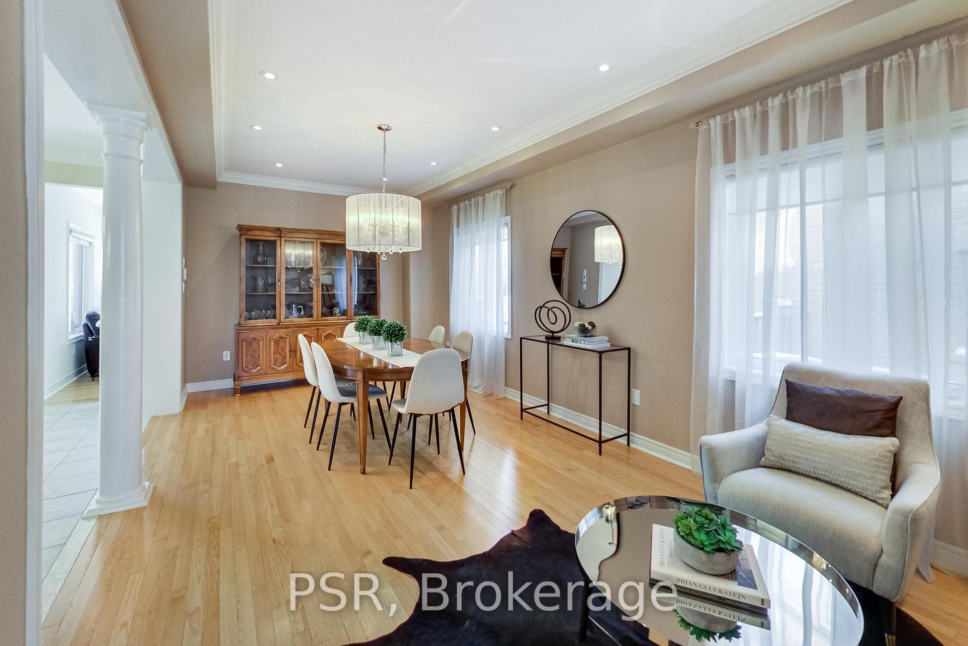 Photo 6 of 9 White Beach Crescent, Vaughan, Patterson — HOMEH