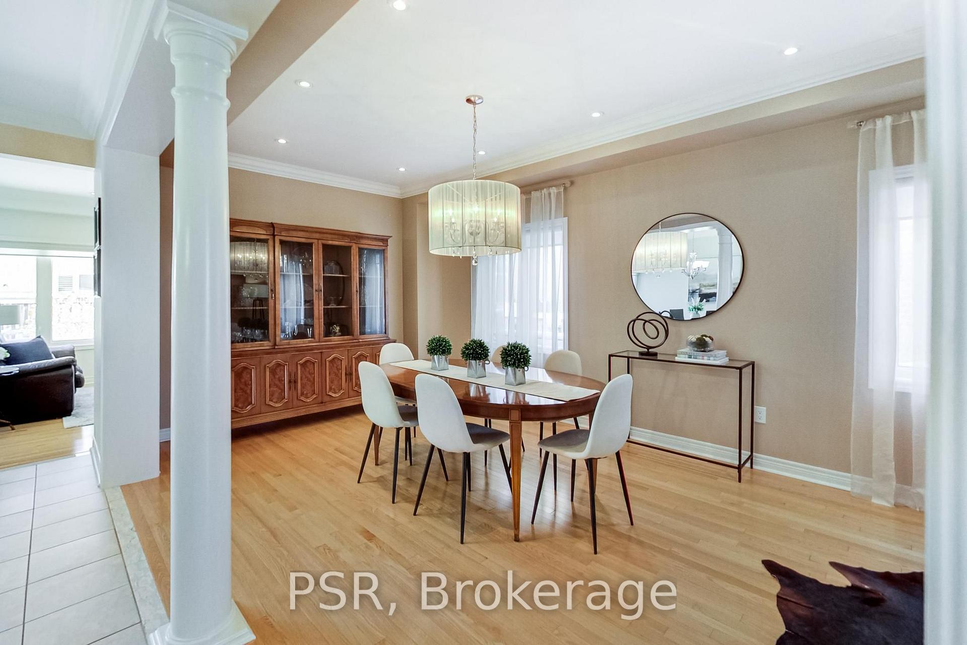 Photo 12 of 9 White Beach Crescent, Vaughan, Patterson — HOMEH