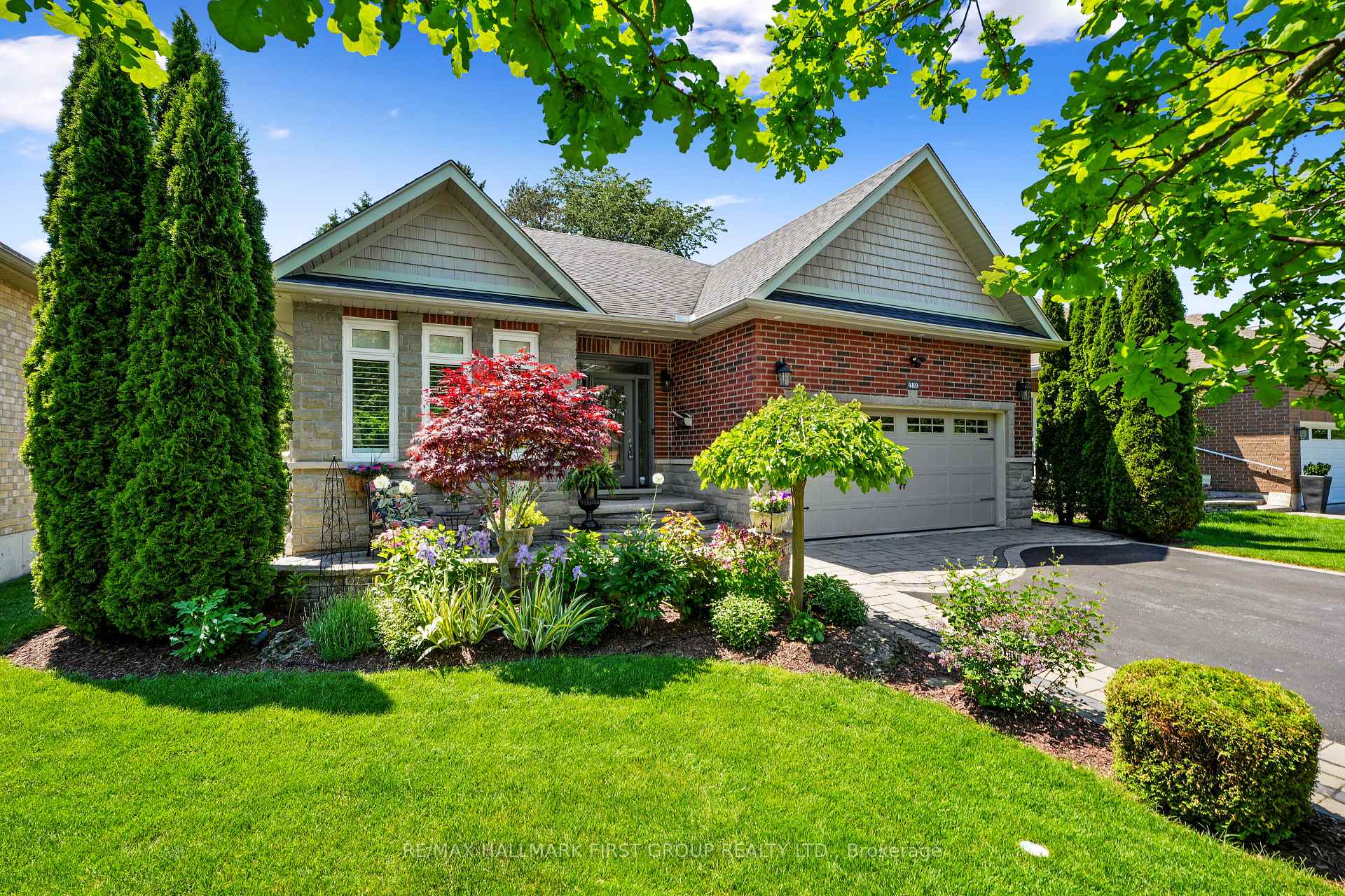 Photo of 489 Foote Crescent