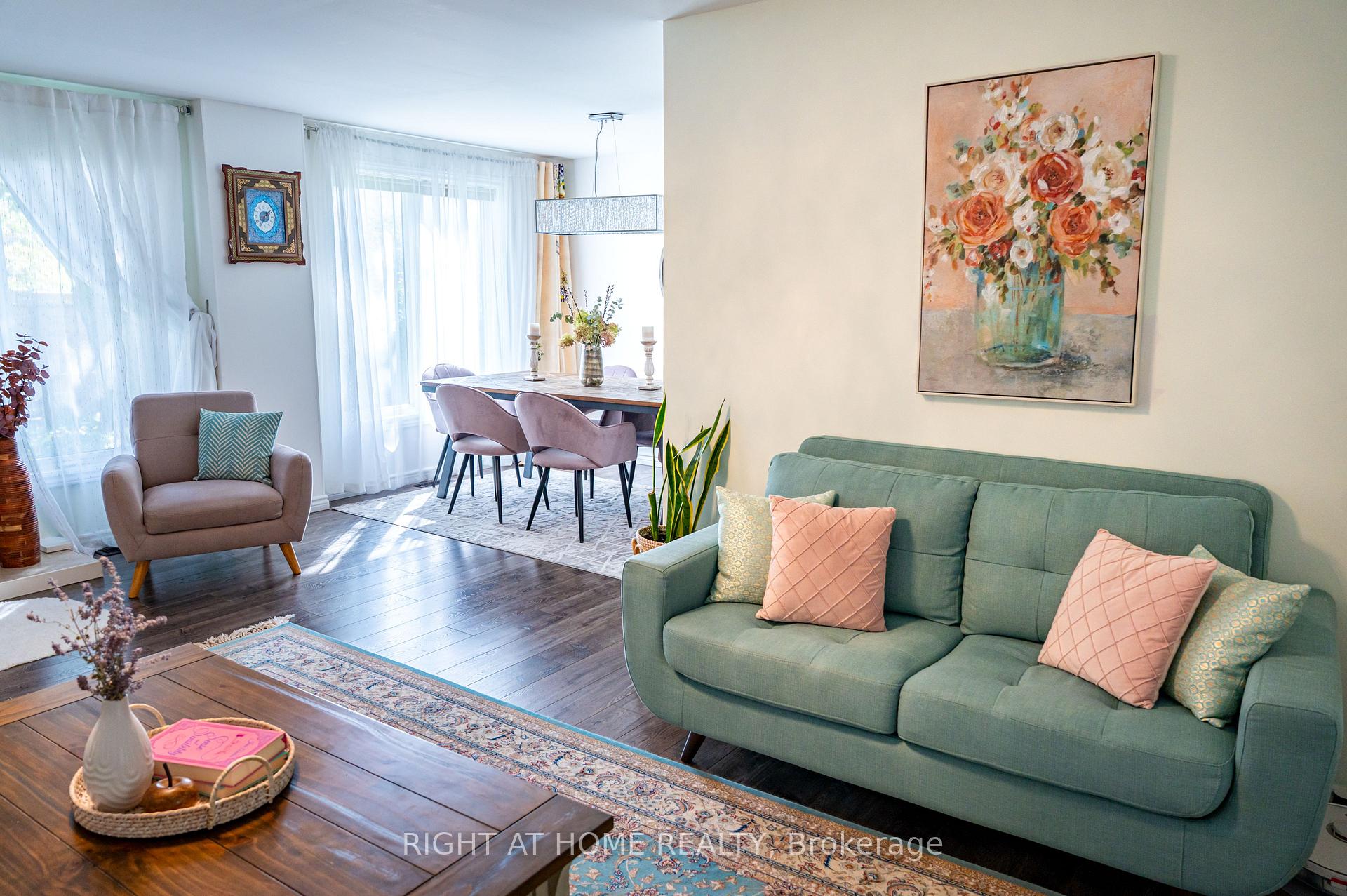 Photo 7 of 6080 Rivercrest Drive, Ottawa, Chapel Hill — HOMEH