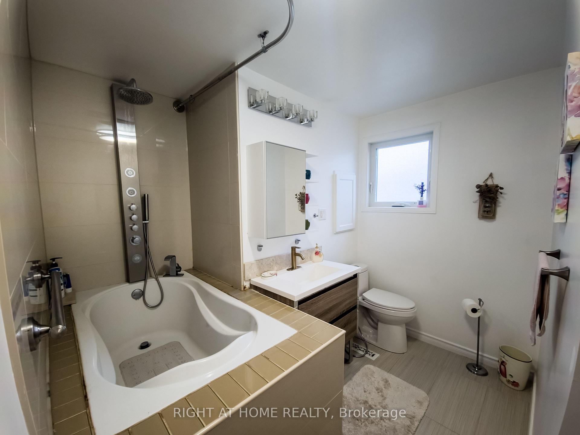 Photo 26 of 6080 Rivercrest Drive, Ottawa, Chapel Hill — HOMEH