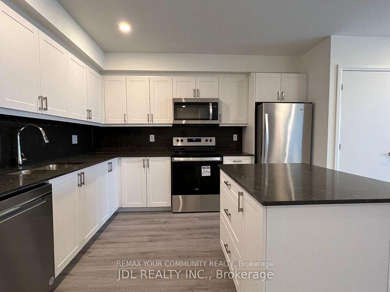 Photo 3 of Unit 811, 58 Lakeside Terrace, Barrie, Little Lake — HOMEH
