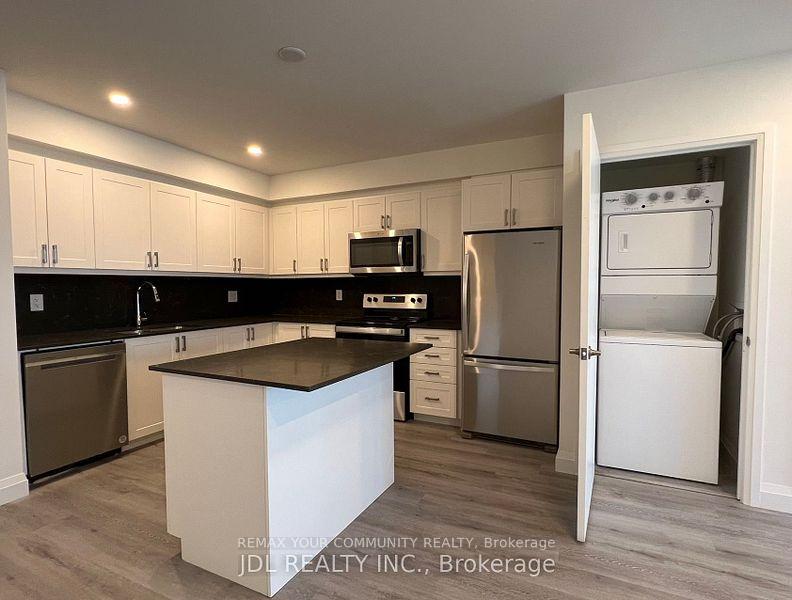 Photo 4 of Unit 811, 58 Lakeside Terrace, Barrie, Little Lake — HOMEH