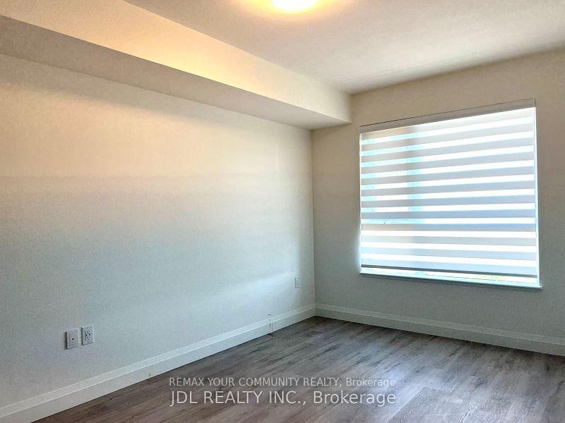 Photo 5 of Unit 811, 58 Lakeside Terrace, Barrie, Little Lake — HOMEH