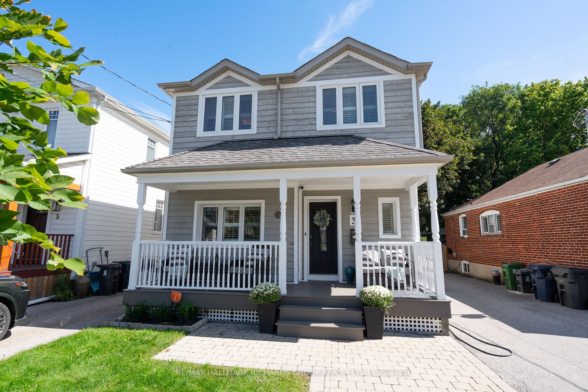 Photo 2 of 3 Phenix Drive, Scarborough, Birchcliffe-Cliffside — HOMEH