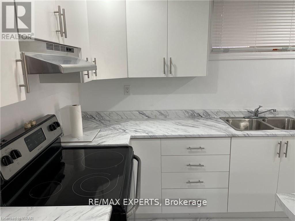 Photo 5 of 87 Newcastle Drive W, Kitchener, Huron Park — HOMEH