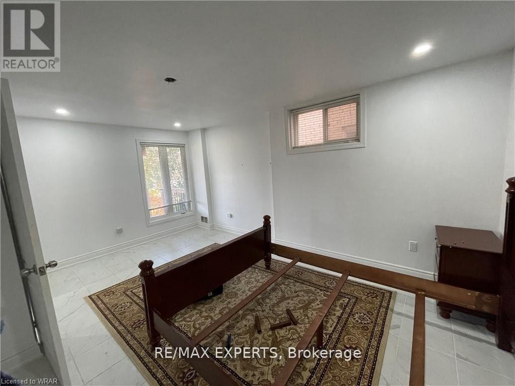 Photo 6 of 87 Newcastle Drive W, Kitchener, Huron Park — HOMEH