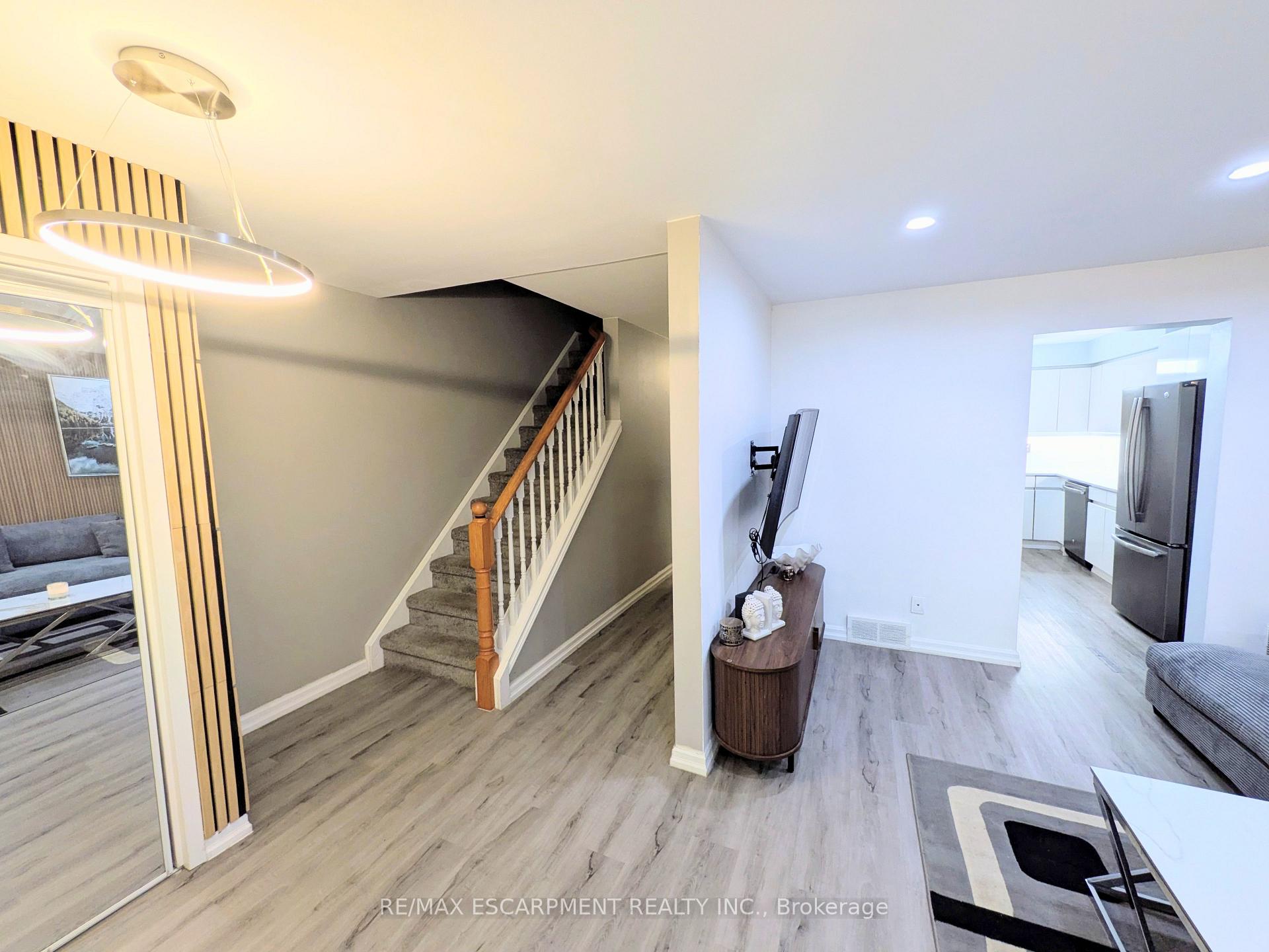 Photo 16 of Unit 1, 22 Riverdale Drive, Hamilton, Riverdale — HOMEH