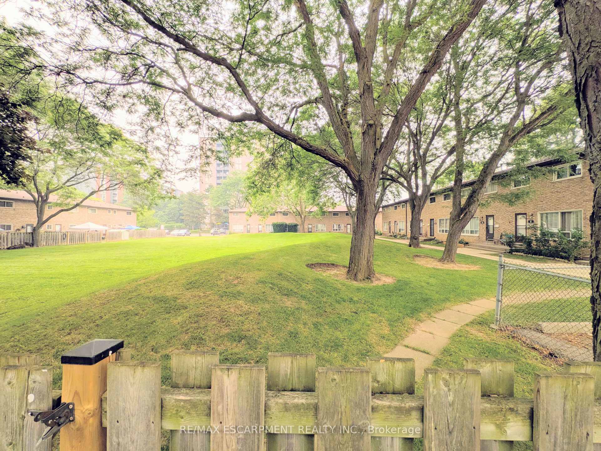 Photo 22 of Unit 1, 22 Riverdale Drive, Hamilton, Riverdale — HOMEH