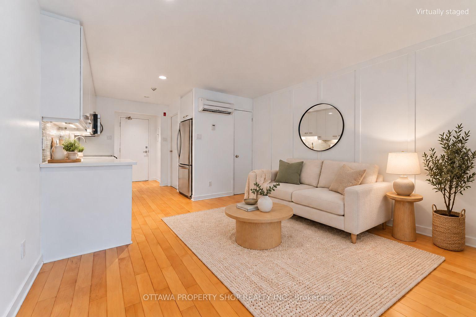 Photo 4 of Unit 15, 202 St Patrick Street, Ottawa, Lower Town/Byward Market — HOMEH