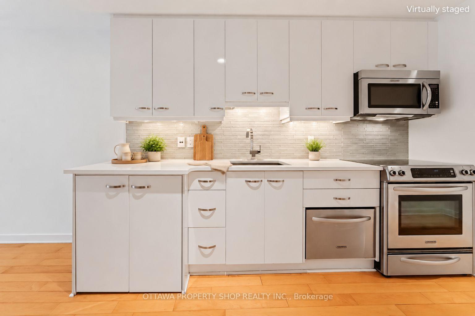 Photo 5 of Unit 15, 202 St Patrick Street, Ottawa, Lower Town/Byward Market — HOMEH