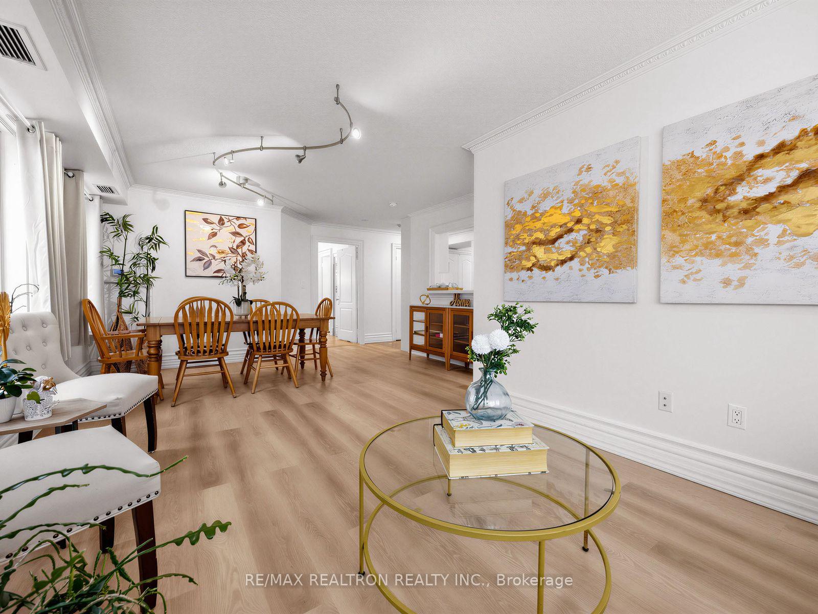 Photo 11 of Unit 302, 800 Spadina Road, Toronto, Forest Hill South — HOMEH