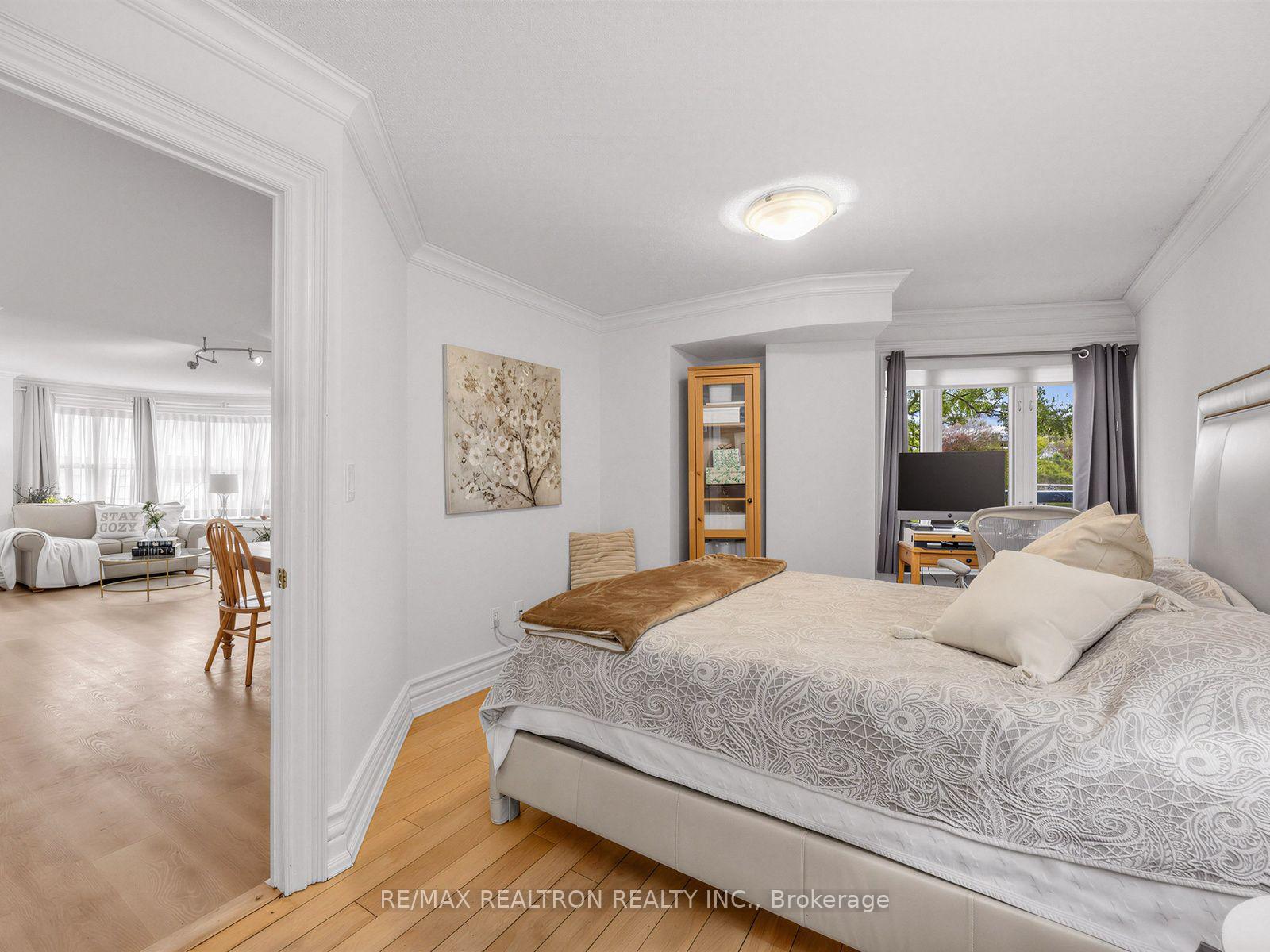 Photo 21 of Unit 302, 800 Spadina Road, Toronto, Forest Hill South — HOMEH