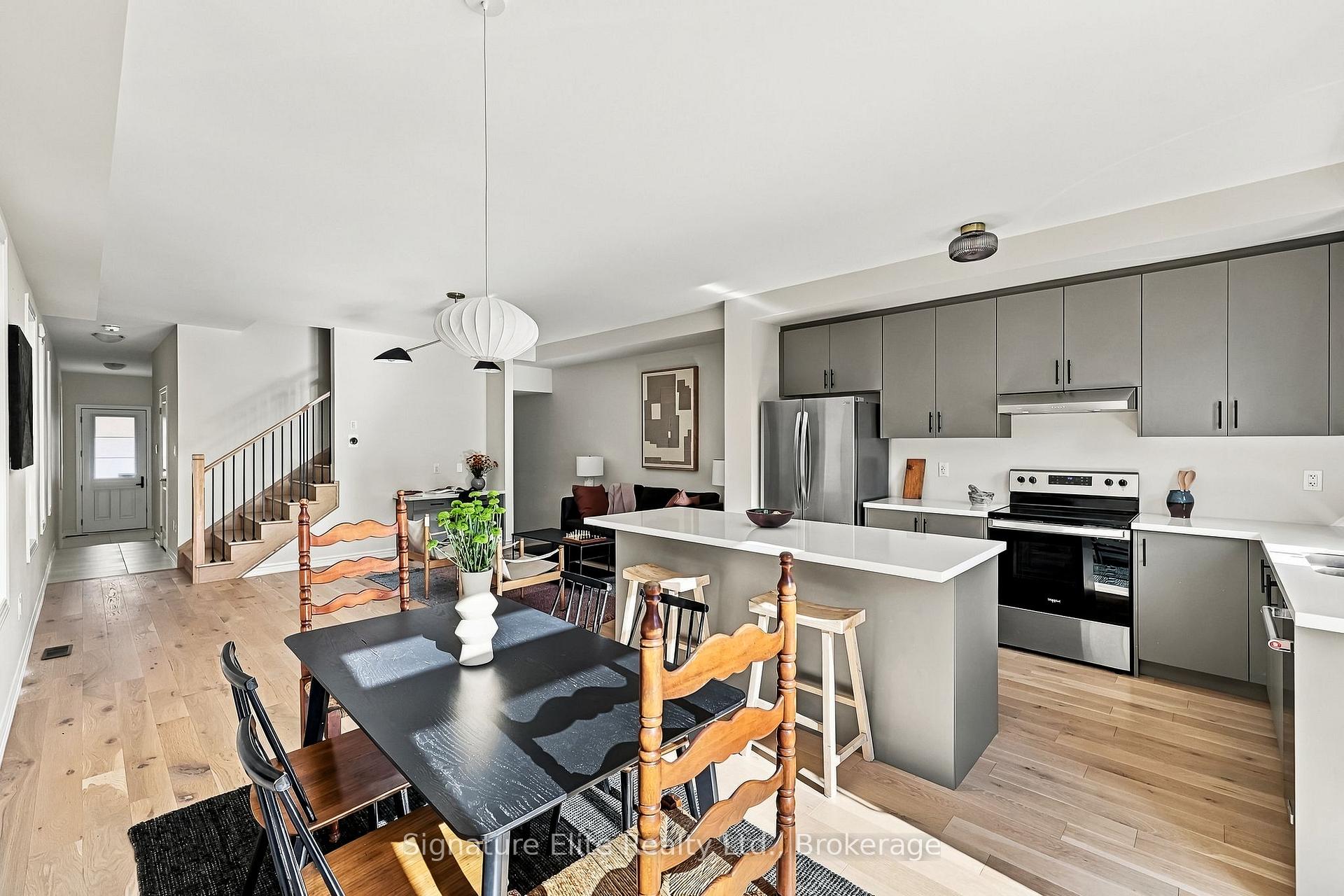Photo 12 of 1354 Almonte Drive, Burlington, Tyandaga — HOMEH