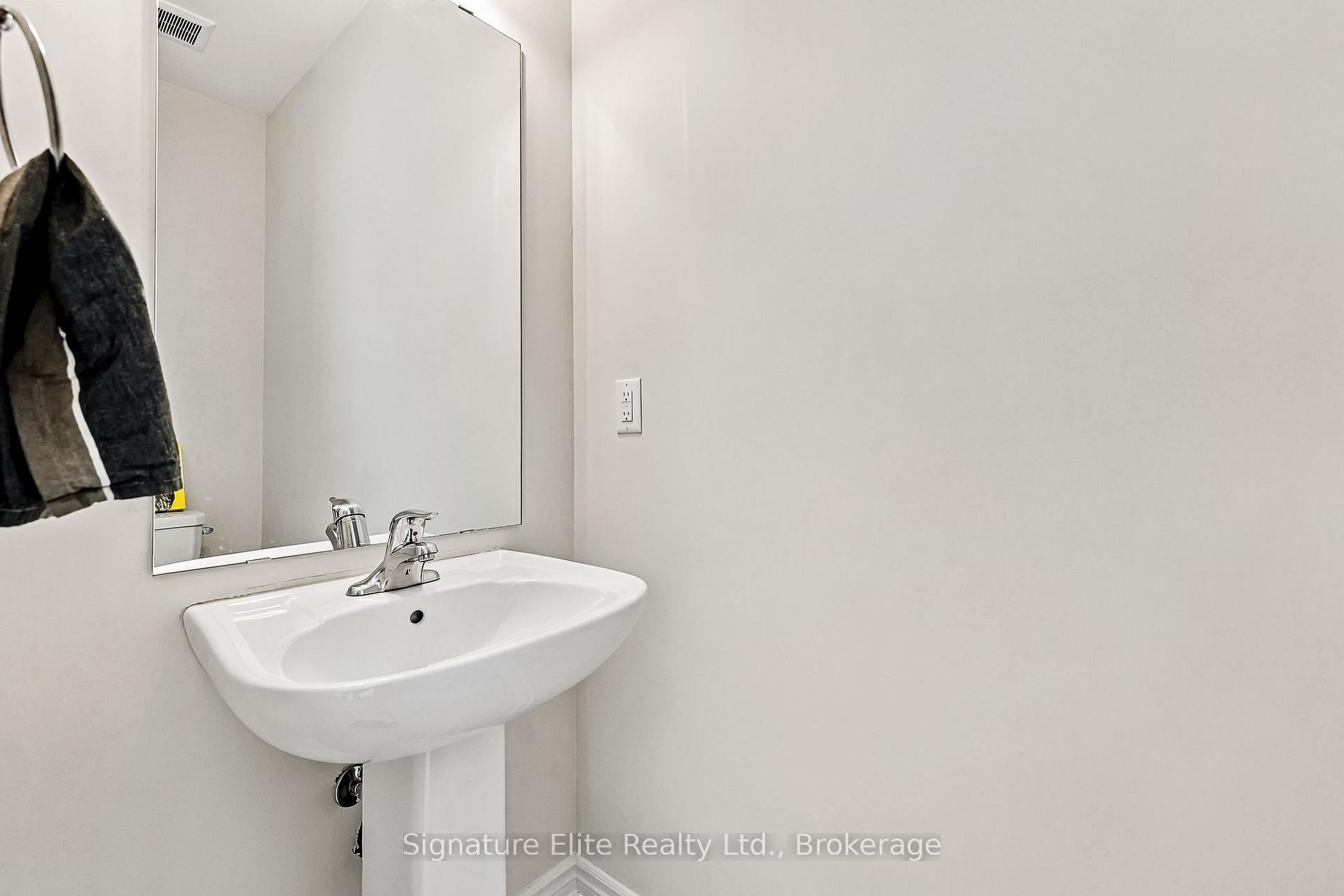 Photo 13 of 1354 Almonte Drive, Burlington, Tyandaga — HOMEH