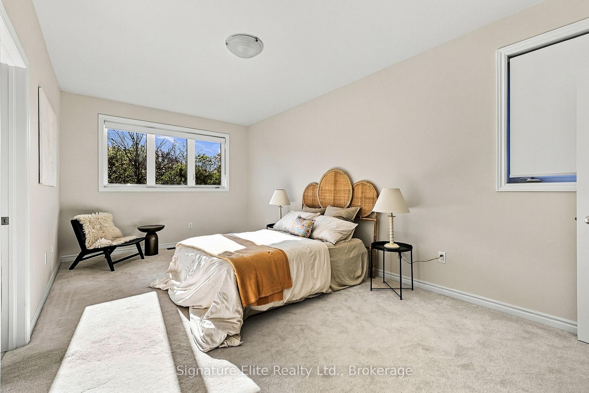 Photo 24 of 1354 Almonte Drive, Burlington, Tyandaga — HOMEH