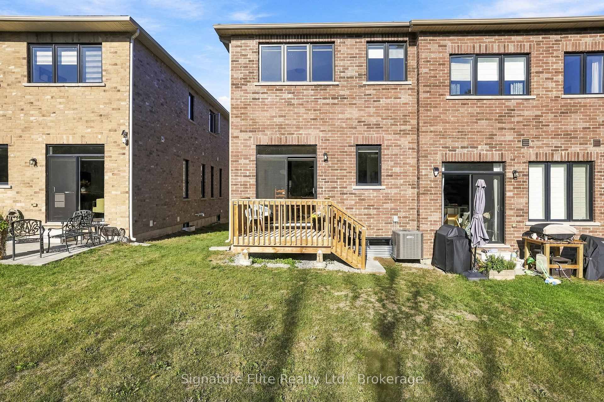 Photo 42 of 1354 Almonte Drive, Burlington, Tyandaga — HOMEH