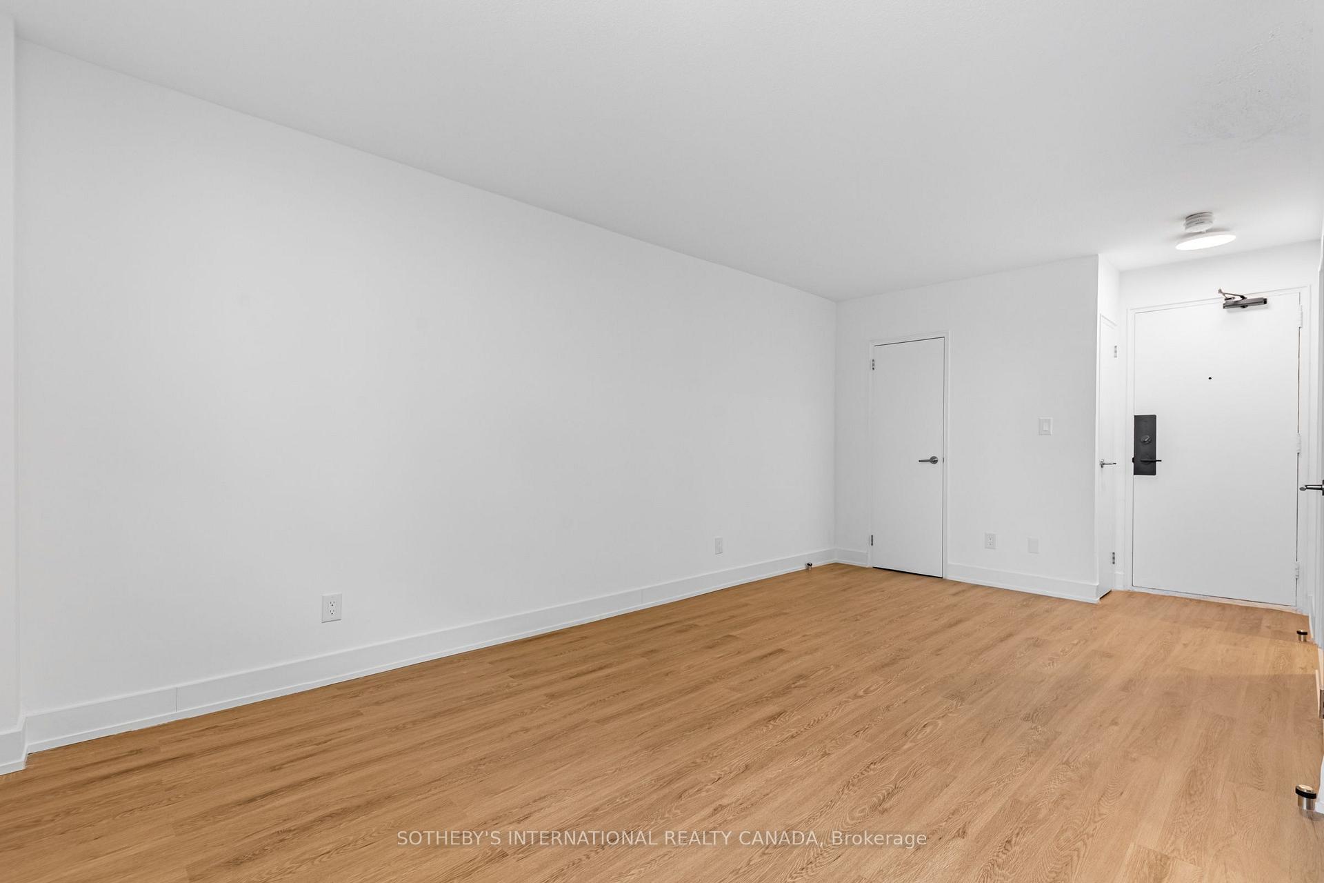 Photo 6 of Unit S0803, 115 Tyndall Avenue, Toronto, South Parkdale — HOMEH
