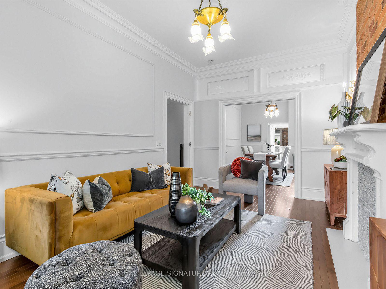 Photo 4 of 395 Shaw Street, Toronto, Trinity-Bellwoods — HOMEH