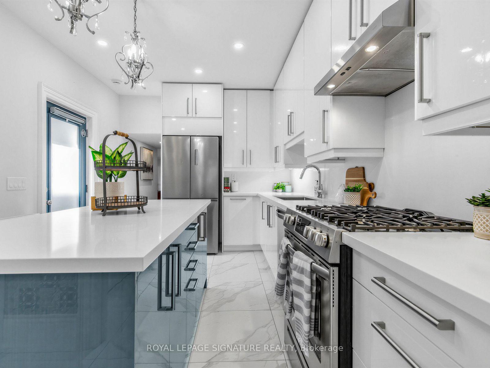 Photo 8 of 395 Shaw Street, Toronto, Trinity-Bellwoods — HOMEH