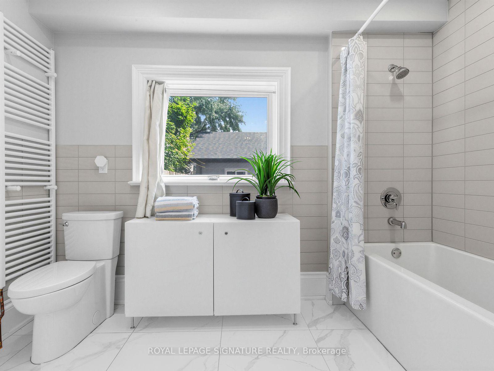 Photo 9 of 395 Shaw Street, Toronto, Trinity-Bellwoods — HOMEH