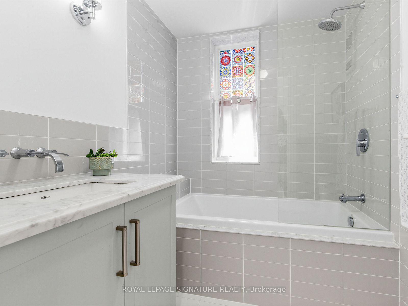 Photo 18 of 395 Shaw Street, Toronto, Trinity-Bellwoods — HOMEH